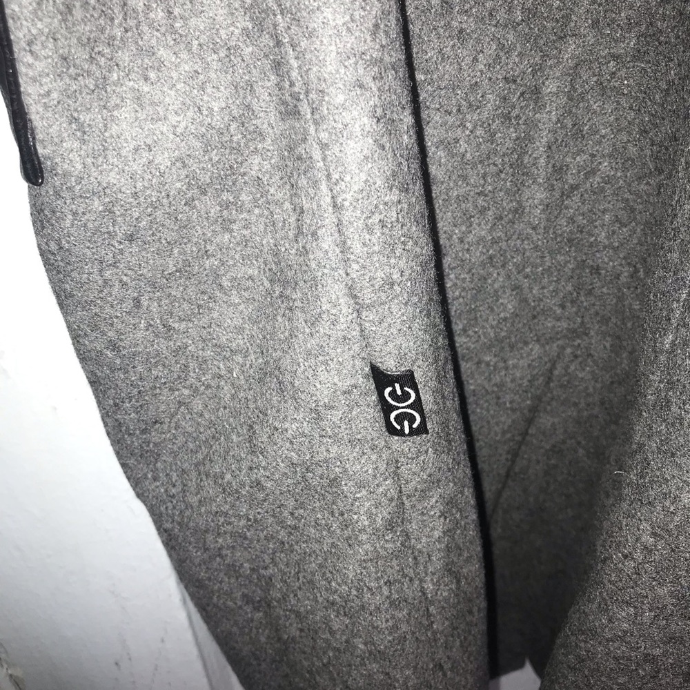 Women’s Wool Winter Coat - Picture 12 of 15